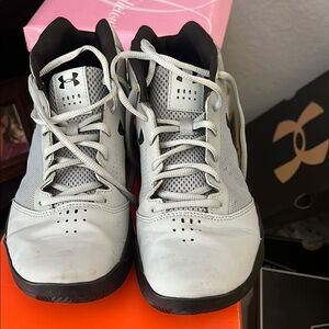 Under Armour Gray Athletic Shoes